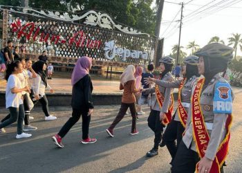 Car Free Day, Kartini Polres Jepara Menyapa Warga