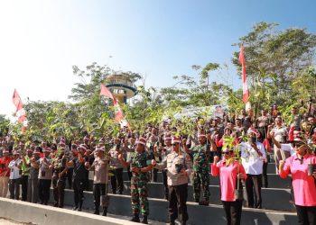 Kawasan Penyangga Air Gunungpati, Kapolda Jateng Tanam Ribuan Pohon