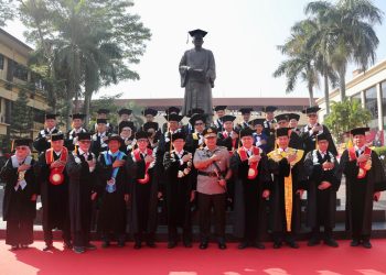 Prof. Dr. Albertus Wahyurudhanto Dikukuhkan, STIK Lemdiklat Polri Tambah Guru Besar