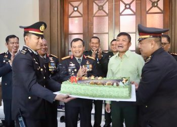 Kejutan Surprise, Kapolda Jateng Datangi Rumah Dinas Pangdam