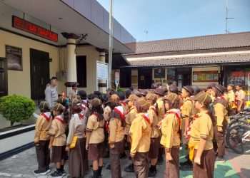 SDN Kauman 02 Diberikan Pemahaman Arti Polisi