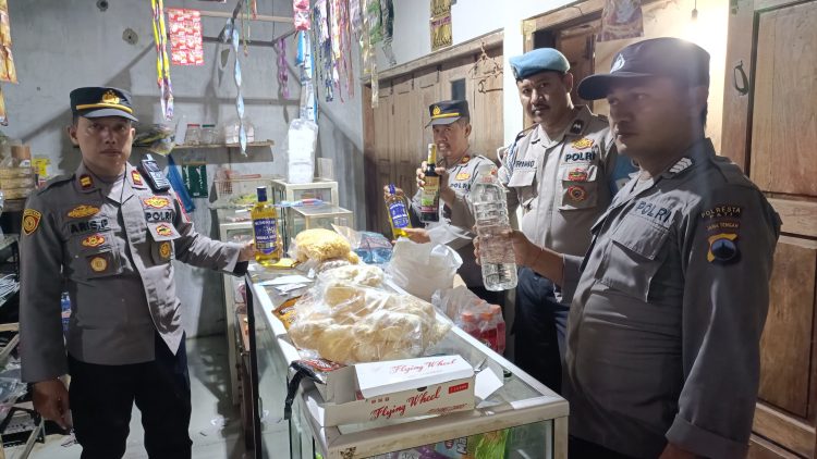 Jelang Nataru 2024, Polsek Tayu Gelar Operasi Miras
