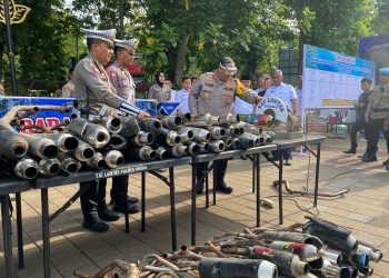 Ratusan Knalpot Brong Dimusnahkan Polisi