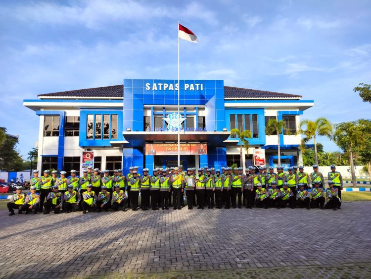 Ribuan Knalpot Brong Jadi Ikan Bandeng, Ini Lho !!!