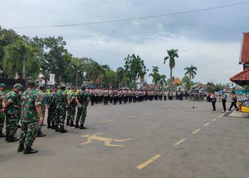 Polisi Kawal Persipa Pati Vs Persiba Balikpapan