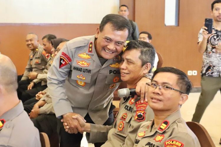 Dukungan Masyarakat, Pilgub Jateng Muncul Sosok Irjen Pol. Ahmad Luthfi
