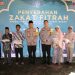 Ratusan Mustahik Terima Zakat Fitrah
