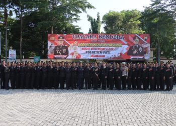 Kemerdekaan Indonesia !! Kapolresta Pati Bacakan Teks UUD 1945