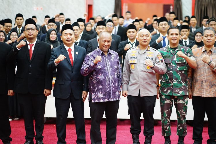 Pelantikan dan Pembekalan Panwaslu Kecamatan