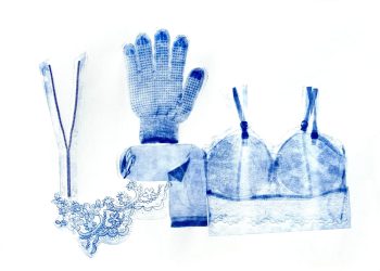 Gelar Pameran “TIGA SISI, Jelajah dan Media”