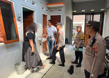 Tidak Resmi, Dua Pasangan Asusila di Amankan