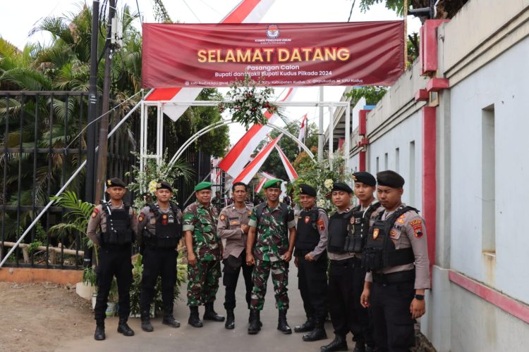 Pastikan Aman, Kini KPU Kudus di Perketat Penjagaan