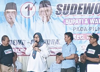 Ribuan Masyarakat Dukung Paslon Bupati – Wakil Bupati Pati Sudewo – Candra