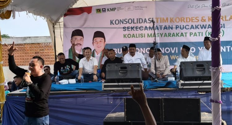 Budi – Novi di Cintai Rakyat, Kini Dekengan Rakyat Hadir