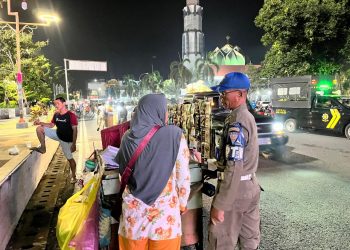Langgar Aturan, Satpol PP Pati Sita Gerobak dan Peralatan Dagang PKL
