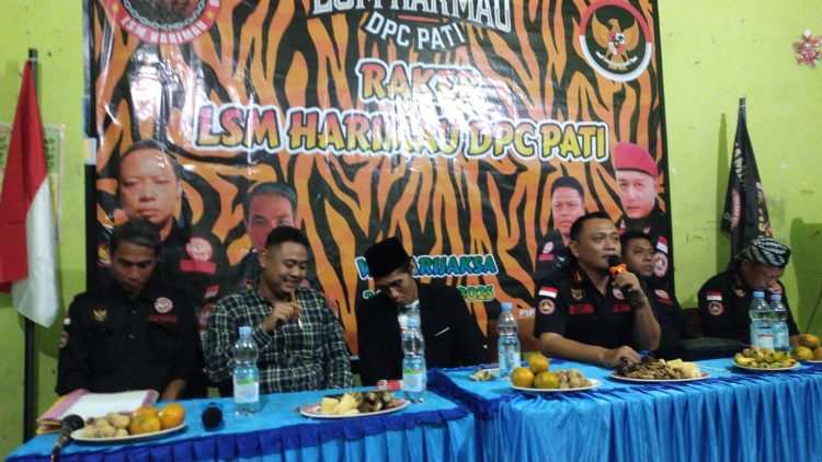 Hak Mengawasi Pemerintah, Ketua DPC LSM Harimau Pati Kecam Pernyataan Menteri Desa