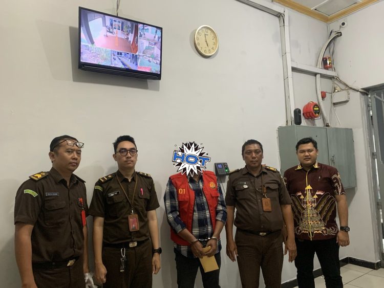 Bendahara Desa Langse Ditahan, Kasus Korupsi