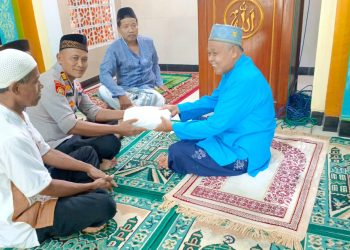 Pererat Silaturahmi, Polsek Kayen Gelar Sholat Dzuhur Berjamaah