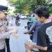 Ramadhan Berkah, Polres Rembang Bagikan Ratusan Paket Takjil
