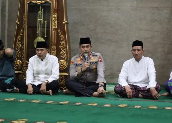 Pererat Ukhuwah Islamiyah, Polri dan MUI Gelar Tarawih
