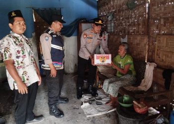 Bantuan Sosial Tersalurkan, AKP Parsa Turun di Kediaman Sutimah