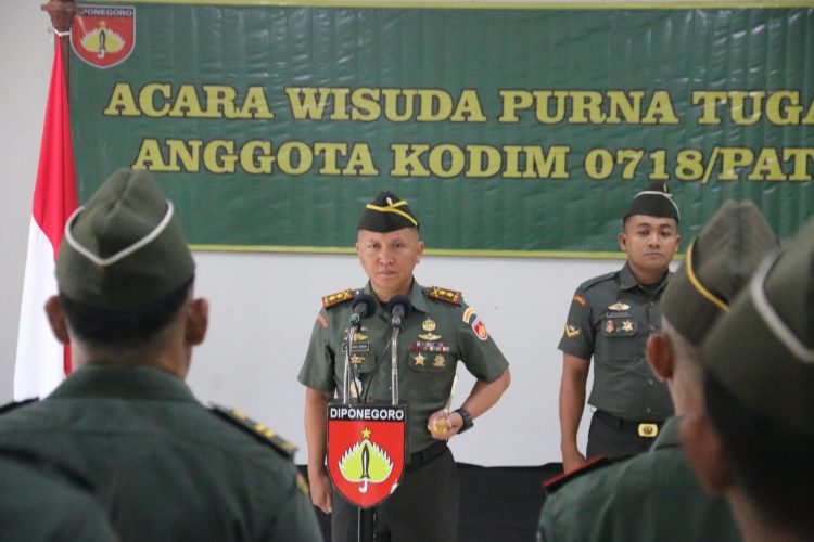 Keharuan Warnai Perpisahan Prajurit Kodim 0718/Pati, Jaga Nama Baik Satuan!