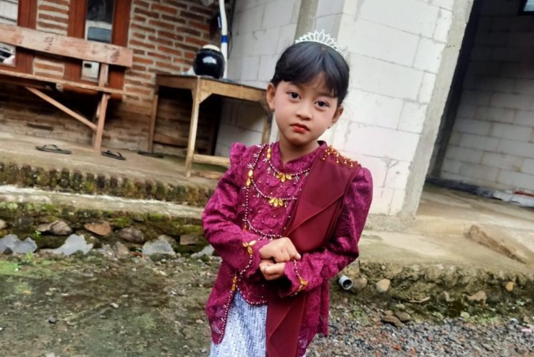 Bukti Kecintaan Kebudayaan Nusantara, Ratu Ulfa Tampil di Momen Karnaval