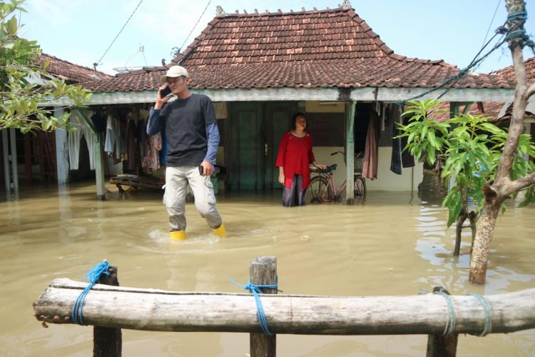 Banjir Rob Jadi Cermin Krisis Iklim di Pesisir Pati