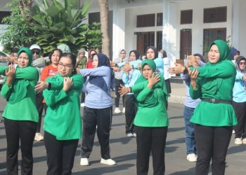 Warga Padati Pendopo Pati, Senam HKG PKK ke-53 Diminati Semua Kalangan