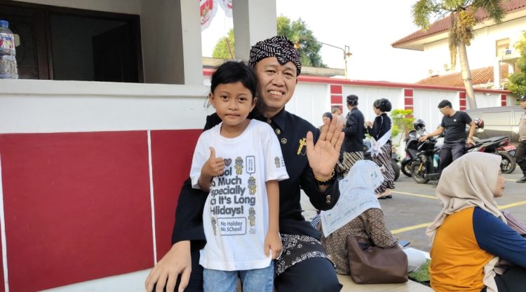 Kirab Boyongan Pati Meriah, Ratu Ulfa Jadi Simbol Generasi