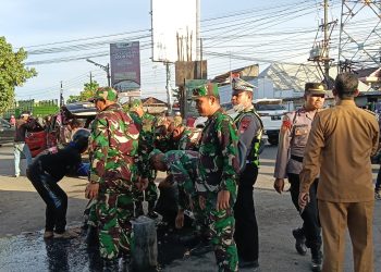 Bersih-Bersih Sampah di Alun-alun, Kapten Inf. Eko Cahyono : Pasca Aksi Massa