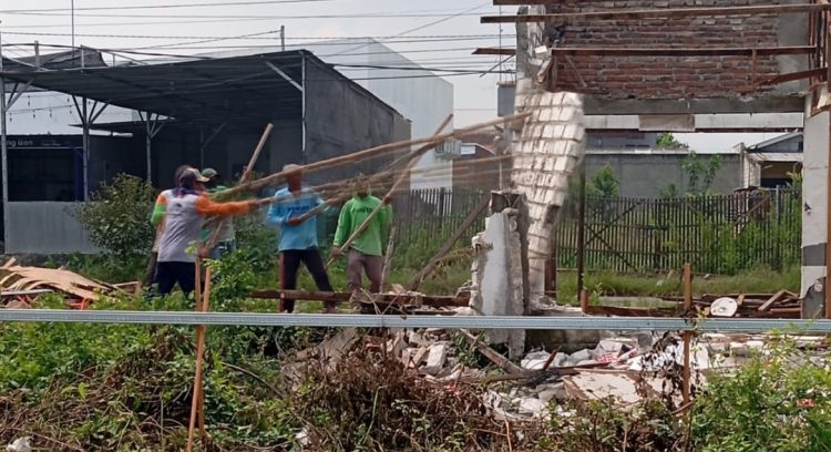 Pembongkaran 9 Ruko di Tambaharjo Dimulai, Lokasi Disiapkan