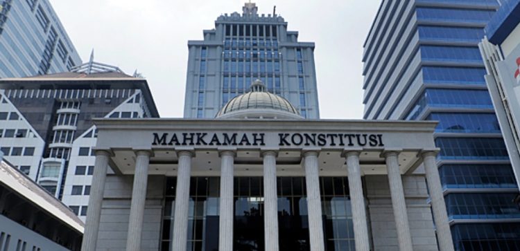 MK : Sengketa Pers Wajib Lewat Dewan Pers