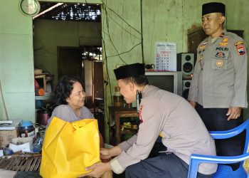 100 Paket Sembako Dibagikan, Polsek Tayu Jadi Sahabat Warga di Ramadan 1447 Hijriah