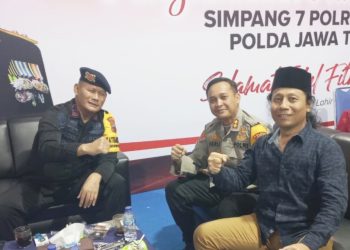 Fokus Utama, Dansat Brimob Cek Simpang 7 Kudus di Pos Terpadu