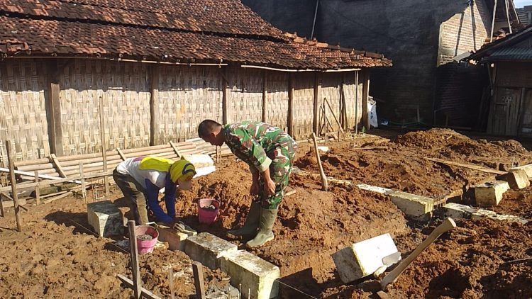 TMMD Pati Percepat Bedah Rumah RTLH