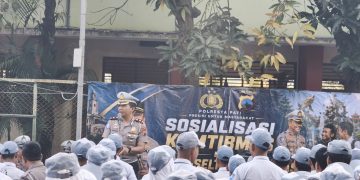Edukasi ke Sekolah SMA 3, Kasat Lantas Ingatkan Pelajar Bahaya Geng Motor dan Perang Sarung