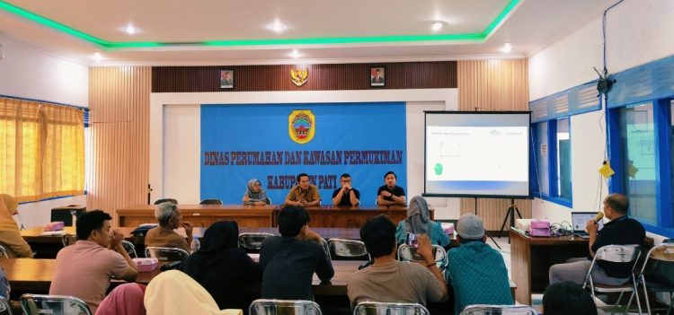 CSR PT Djarum Kembali Bergerak, 12 Keluarga Terima Rumah Layak Huni